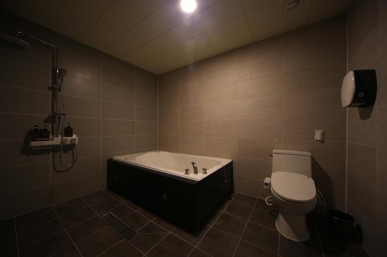 Hotel Yeogiatte Daegu Station エクステリア 写真